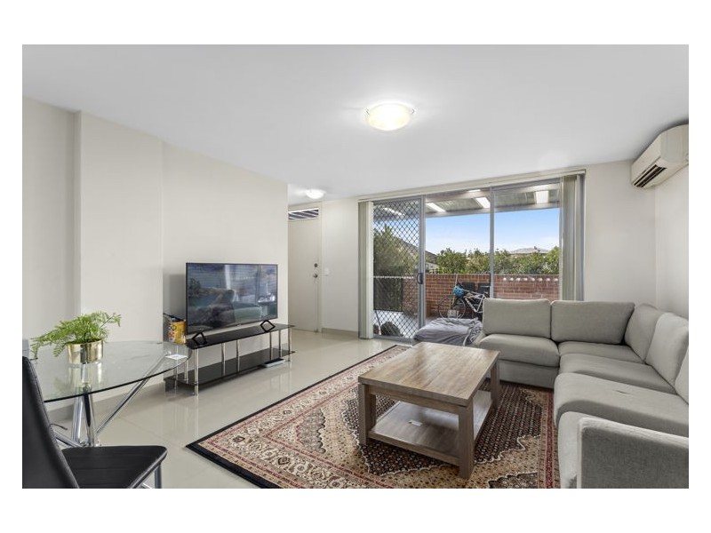 3/215-217 Woodville Road, Merrylands NSW 2160