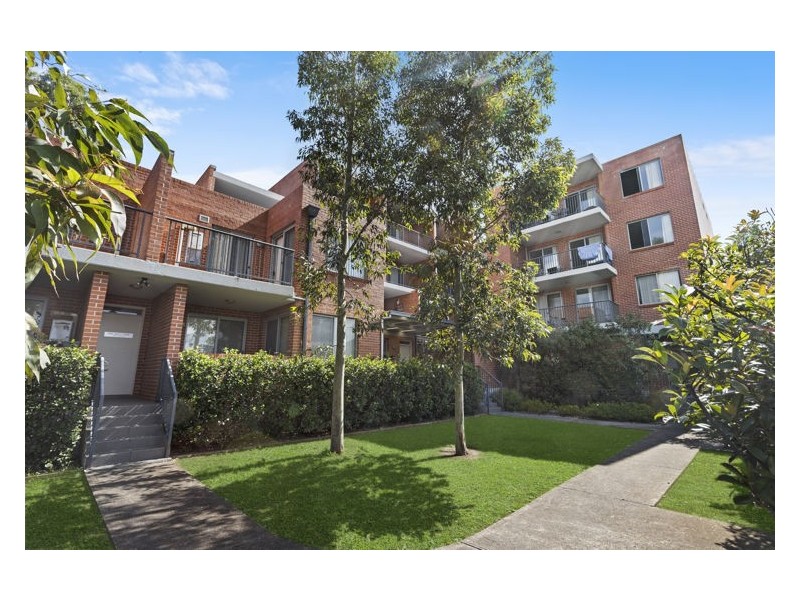 3/215-217 Woodville Road, Merrylands NSW 2160
