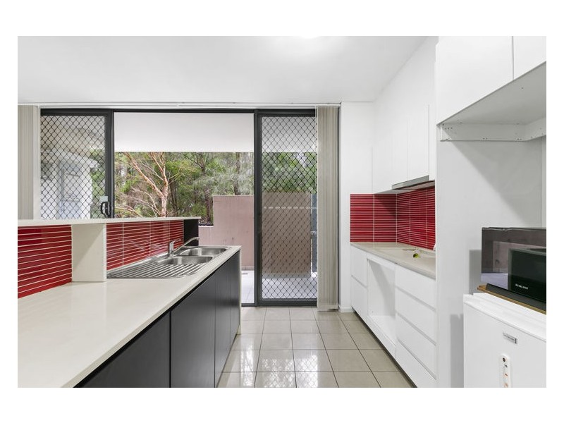 2/25 Dressler Court, Merrylands NSW 2160