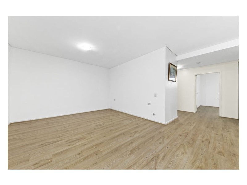 2/25 Dressler Court, Merrylands NSW 2160