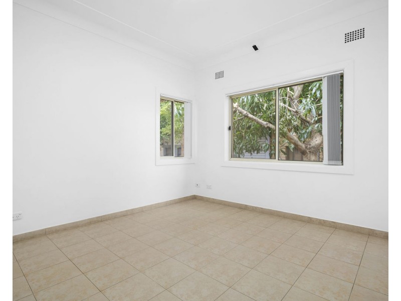 211 Robertson Street, Guildford NSW 2161