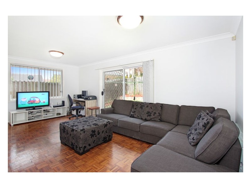 9 Tathira Crescent, Merrylands NSW 2160