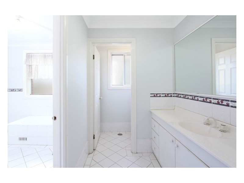 9 Tathira Crescent, Merrylands NSW 2160