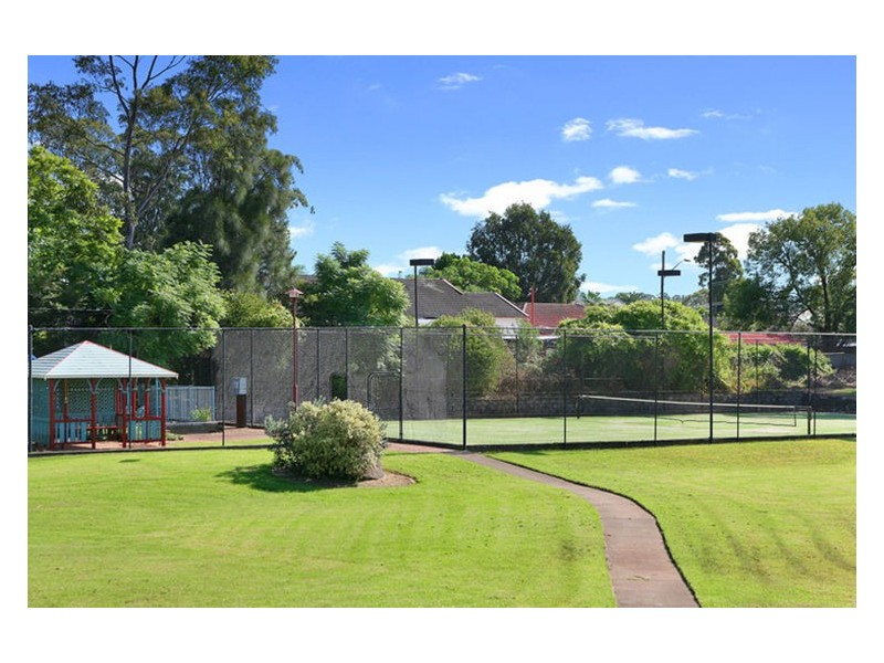 9 Tathira Crescent, Merrylands NSW 2160