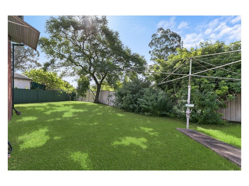 2 Tims Crescent, Guildford NSW 2161