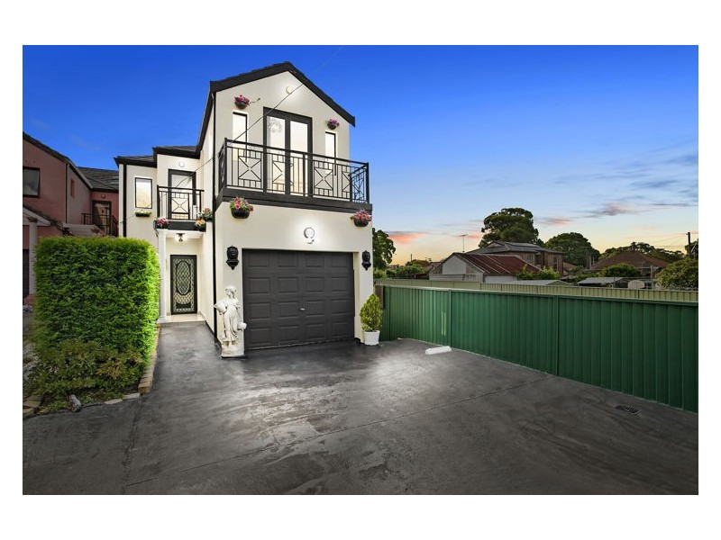 7 Gibson Avenue, Padstow NSW 2211