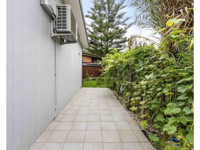 1 & 1a Rowe Place, Greystanes NSW 2145