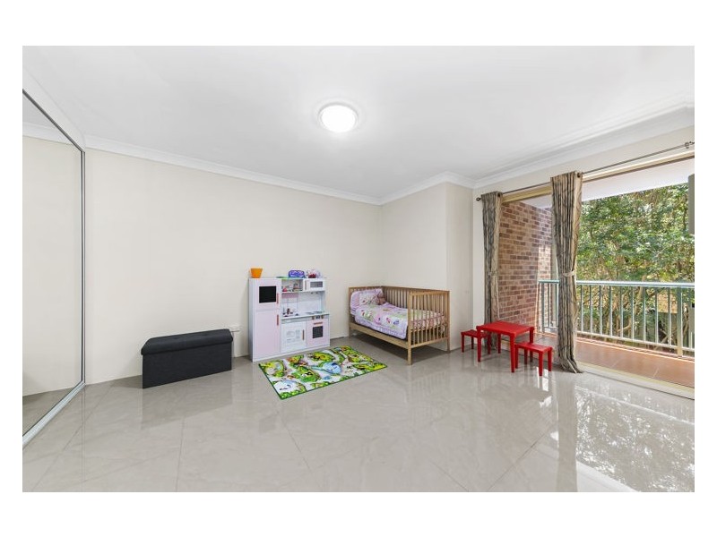 2/6-8 Birmingham Street, Merrylands NSW 2160