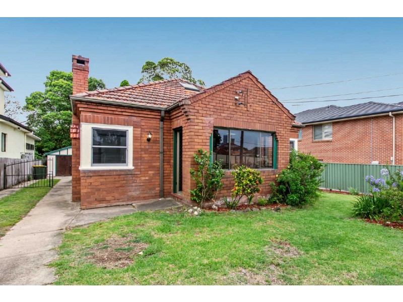 16  Whitworth Street, Westmead NSW 2145
