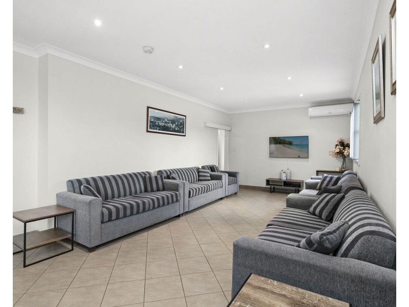 6 Lena Place, Merrylands NSW 2160