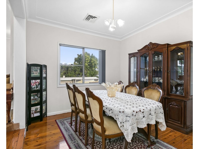 6 Lena Place, Merrylands NSW 2160