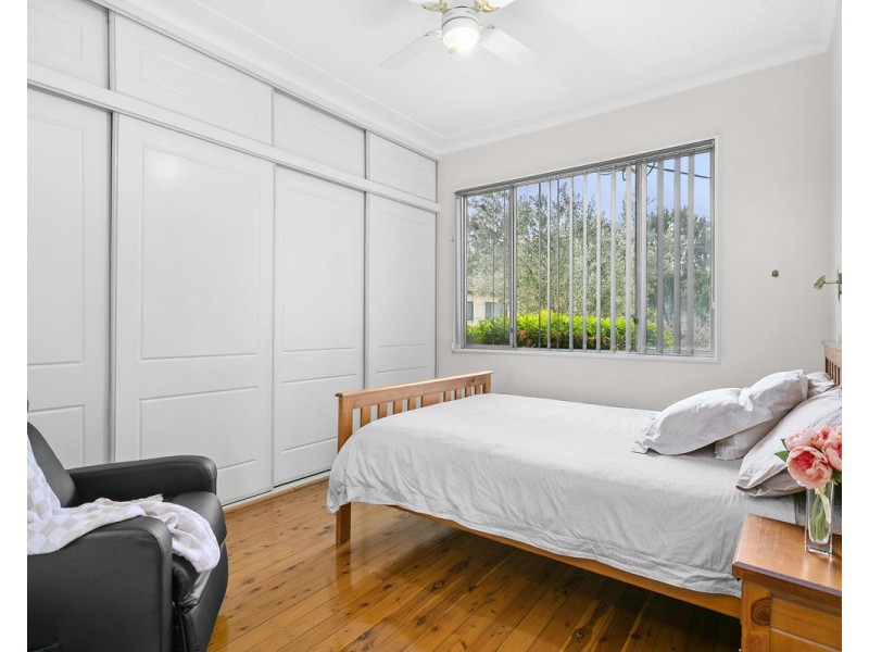 6 Lena Place, Merrylands NSW 2160