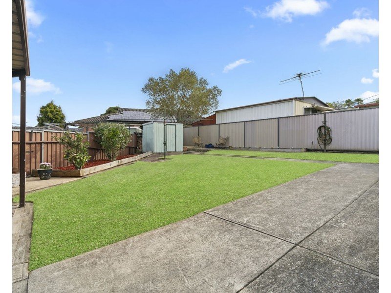 6 Lena Place, Merrylands NSW 2160