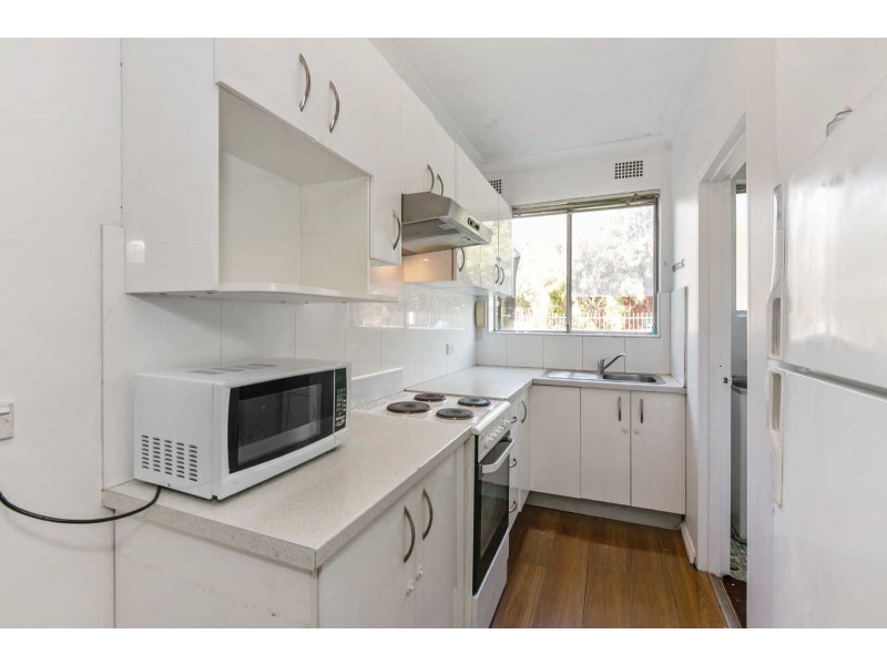 8/41-43 Calliope Street, Guildford NSW 2161