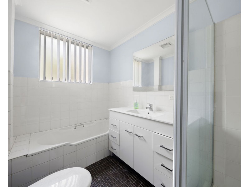 2/466-468 Guildford Road, Guildford NSW 2161