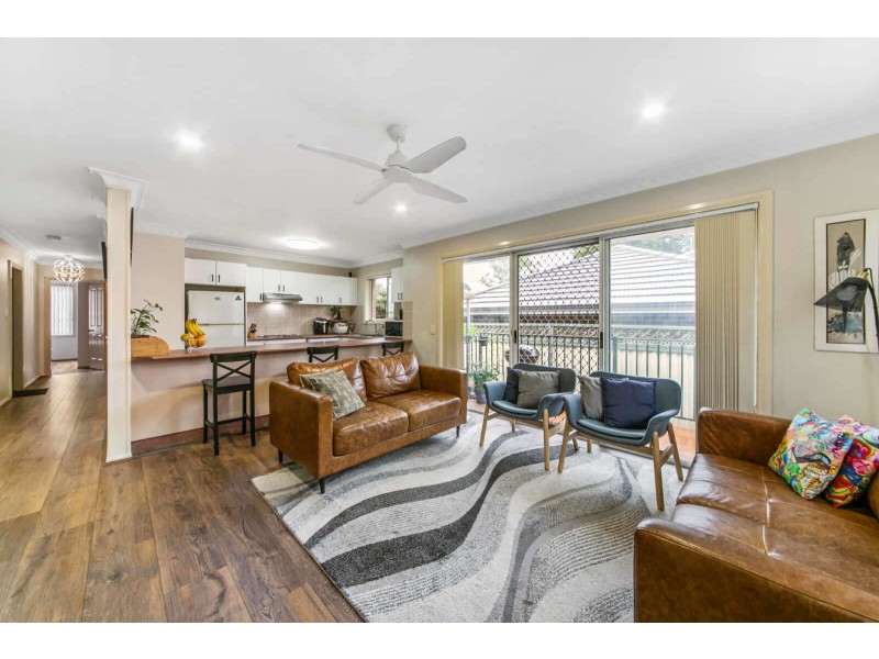 1/4  Tungarra Road, Girraween NSW 2145