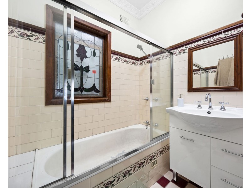 98 Jersey Road, South Wentworthville NSW 2145