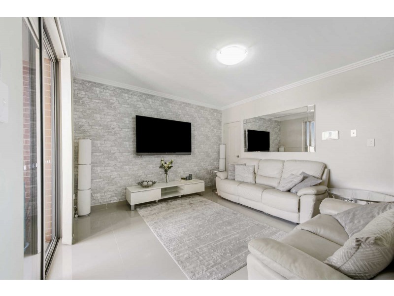 7/215-217 Woodville Road, Merrylands NSW 2160