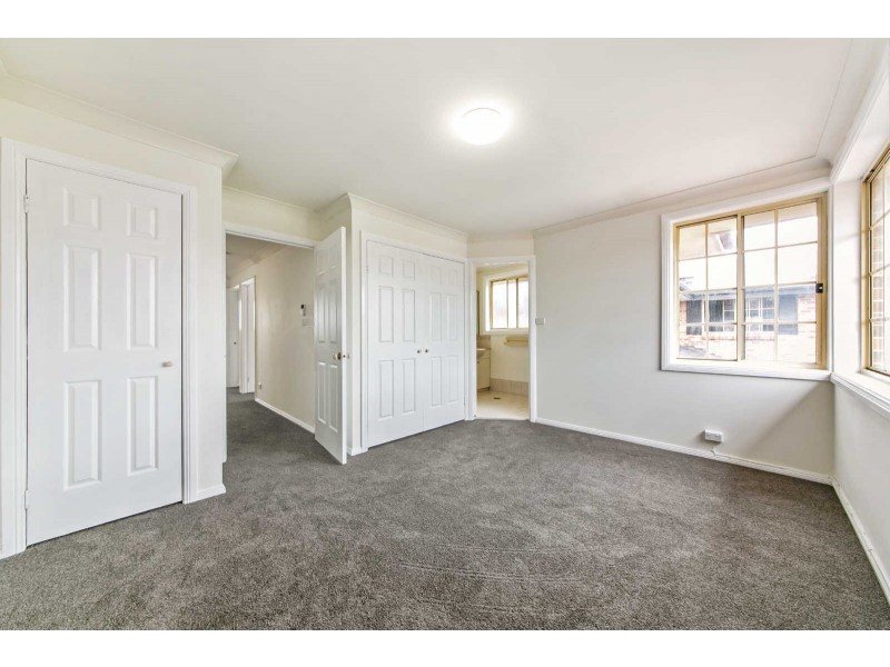 33 Elford Crescent, Merrylands NSW 2160