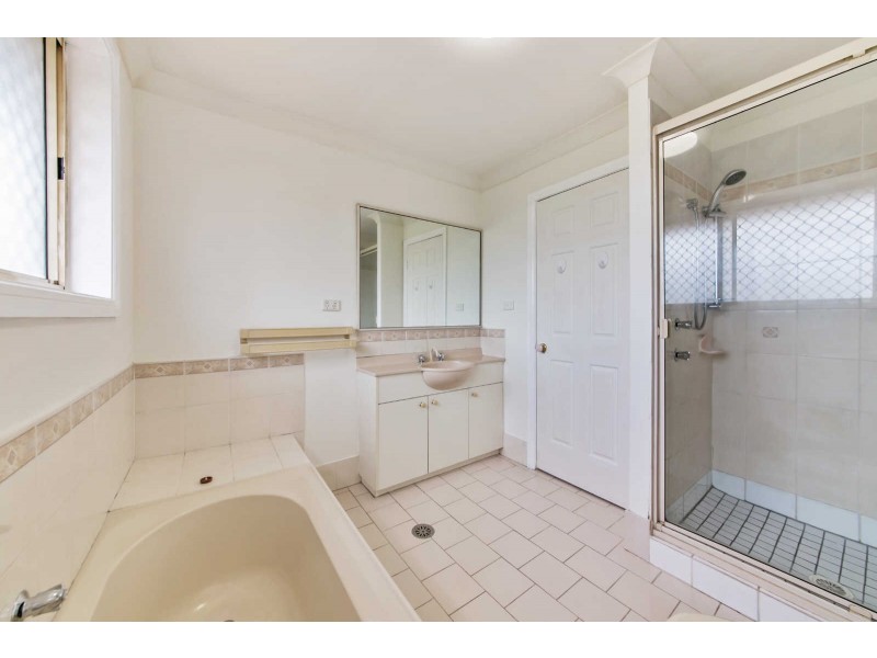 33 Elford Crescent, Merrylands NSW 2160