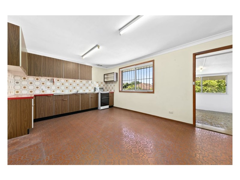 5 Warwick Road, Merrylands NSW 2160