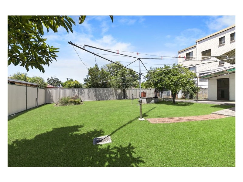 5 Warwick Road, Merrylands NSW 2160