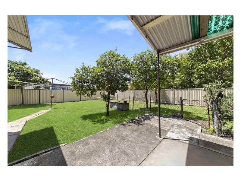 5 Warwick Road, Merrylands NSW 2160