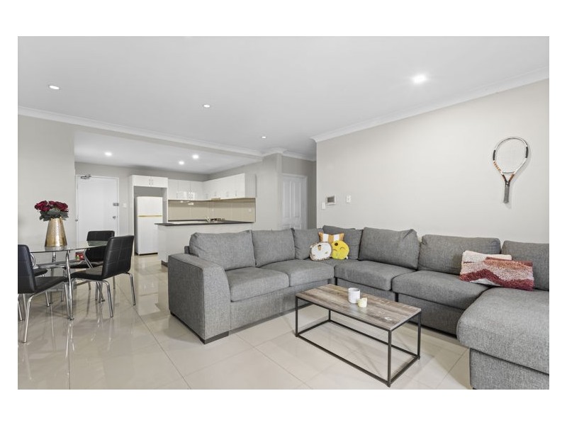 8/215-217 Woodville Road, Merrylands NSW 2160