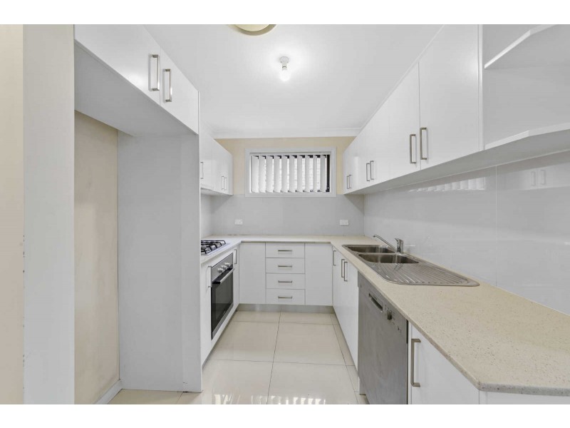 7/16 Highland Avenue, Toongabbie NSW 2146