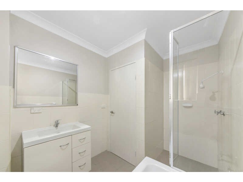 8/26  Birmingham Street, Merrylands NSW 2160