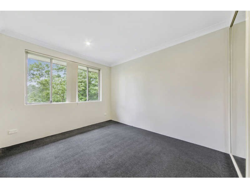 8/26  Birmingham Street, Merrylands NSW 2160