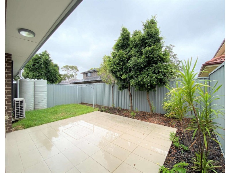 3/68  Magowar Road, Girraween NSW 2145