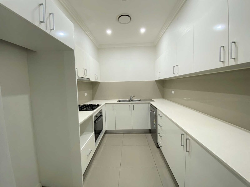 3/68  Magowar Road, Girraween NSW 2145