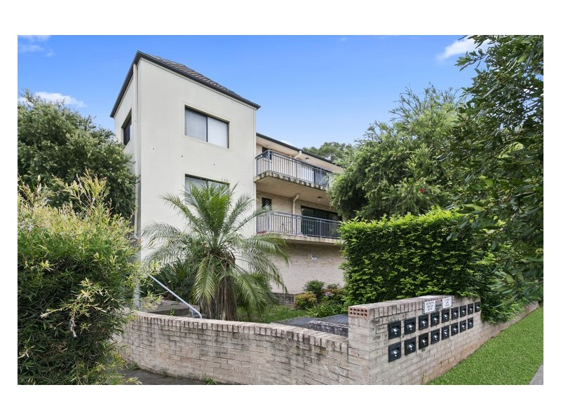 1/2-4 Sheffield Street, Merrylands NSW 2160