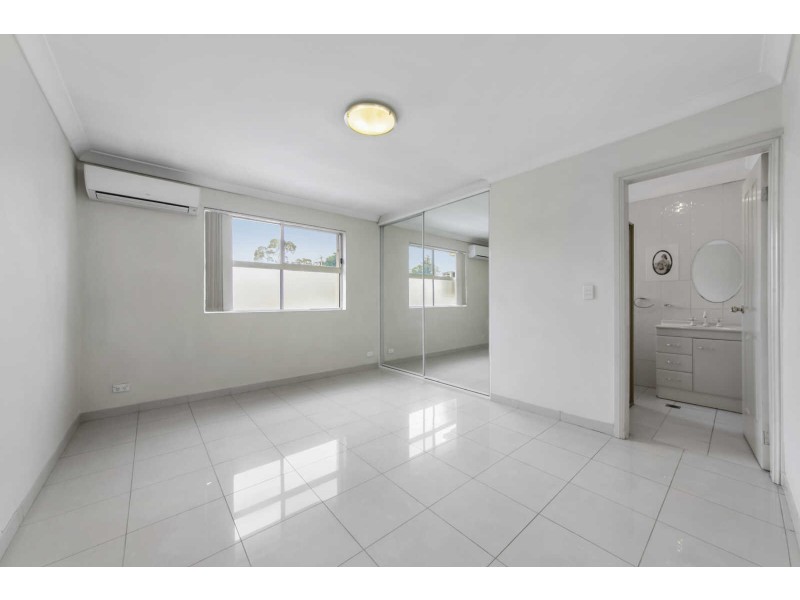 182a Hawksview Street, Guildford NSW 2161