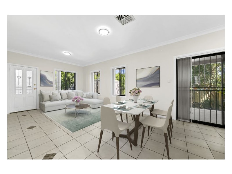 11 Carrington Road, Guildford NSW 2161