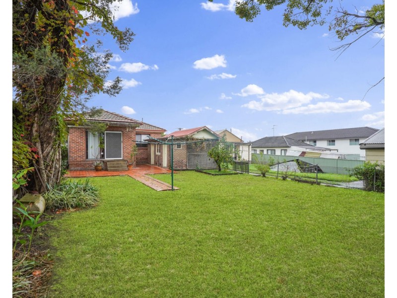 36 Allison Road, Guildford NSW 2161
