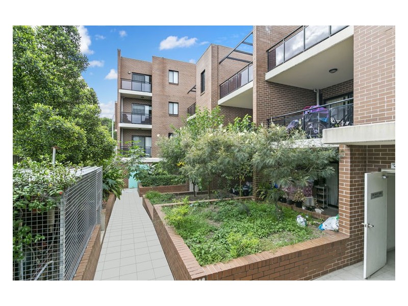 14/134-136 Woodville Road, Merrylands NSW 2160