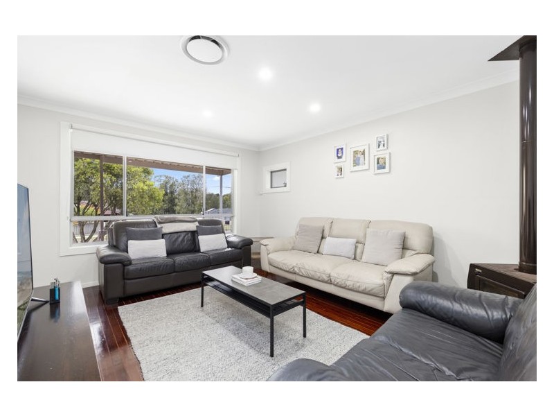 4 The Crescent, Toongabbie NSW 2146