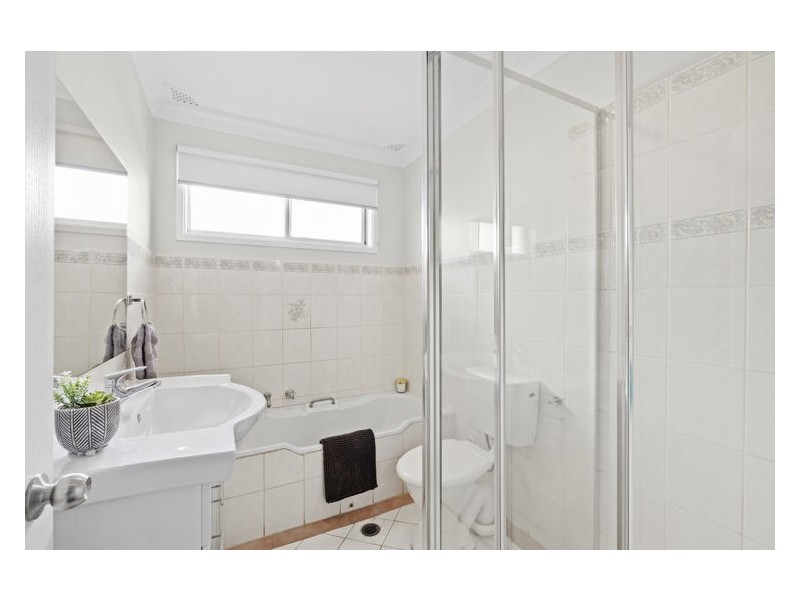 4 The Crescent, Toongabbie NSW 2146