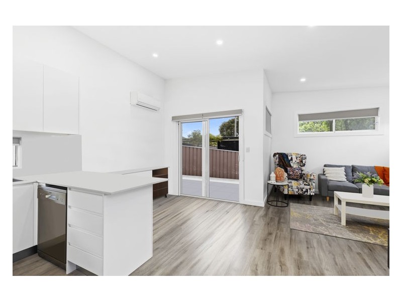 4 The Crescent, Toongabbie NSW 2146