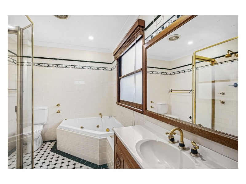 16 Cartwright Avenue, Merrylands NSW 2160