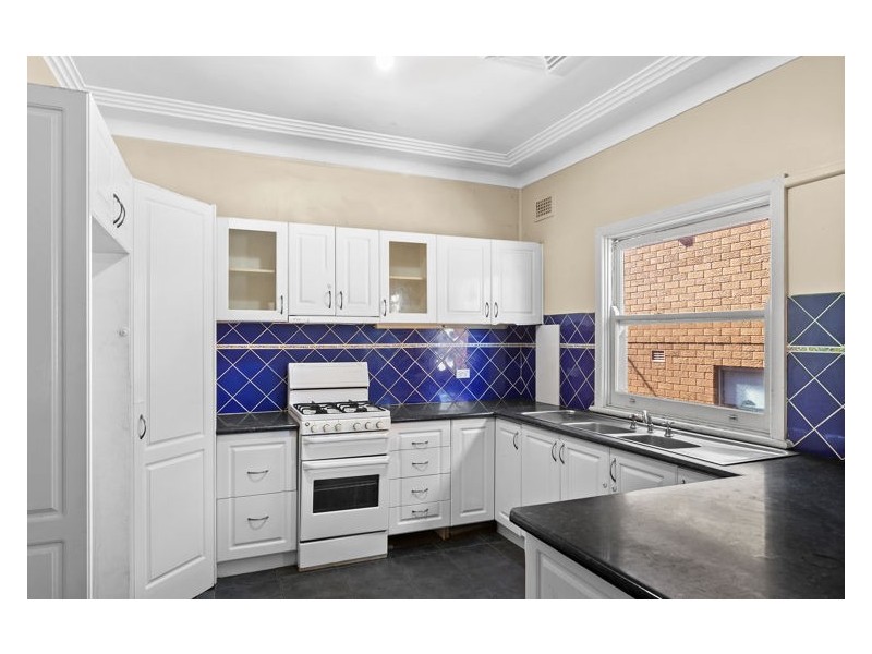 8 Henson Street, Merrylands NSW 2160