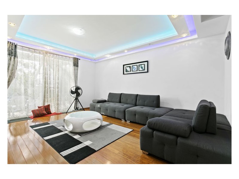 14/100 Kenyons Road, Merrylands NSW 2160