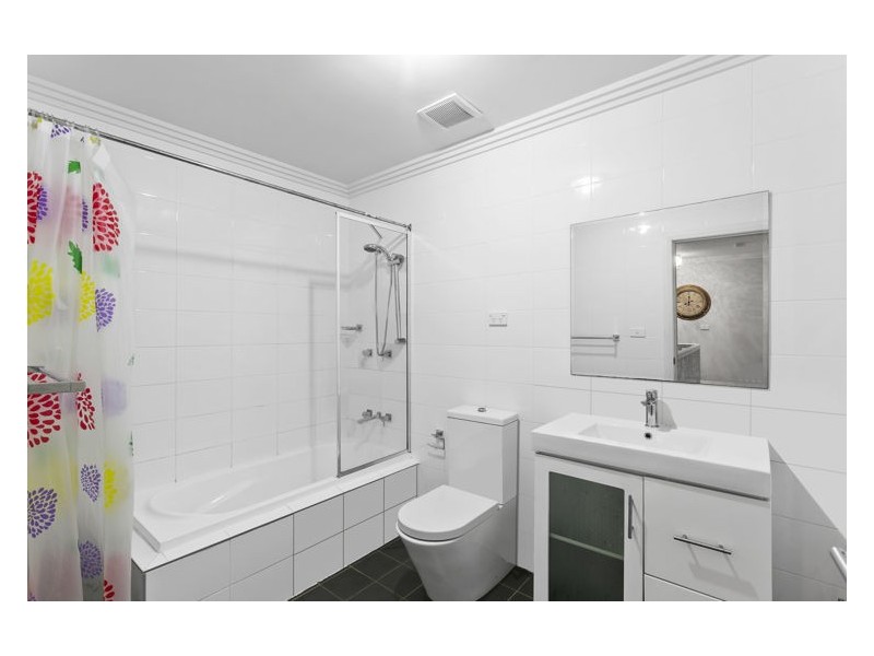 14/100 Kenyons Road, Merrylands NSW 2160