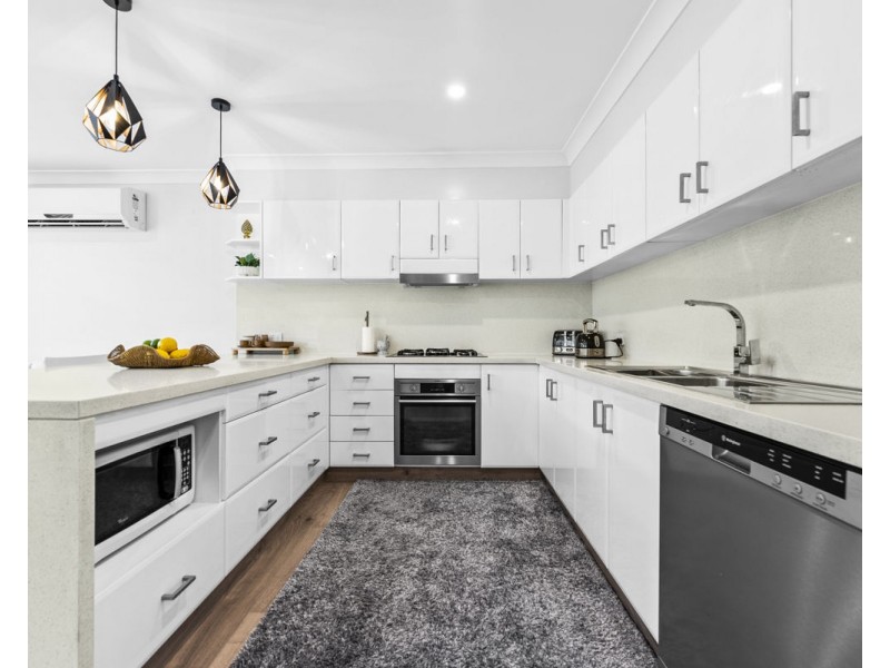 2/60 Hampden Road, South Wentworthville NSW 2145