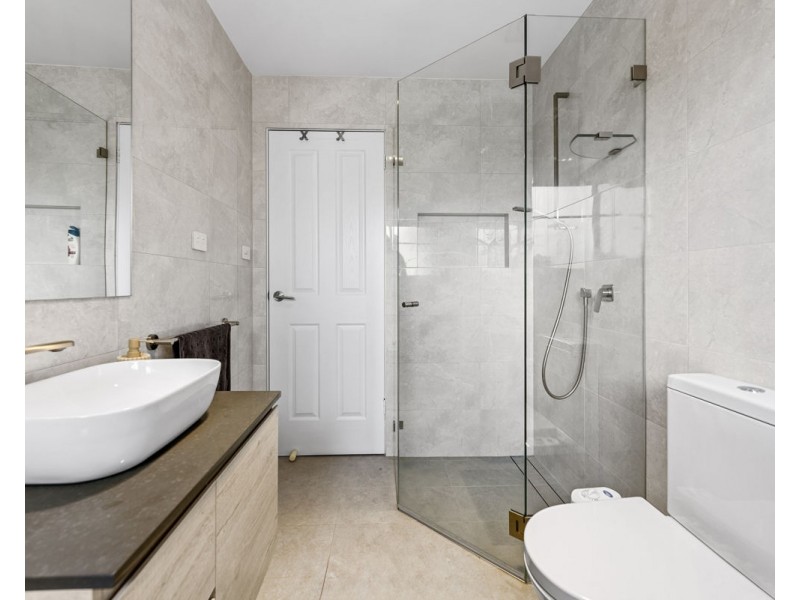 2/60 Hampden Road, South Wentworthville NSW 2145