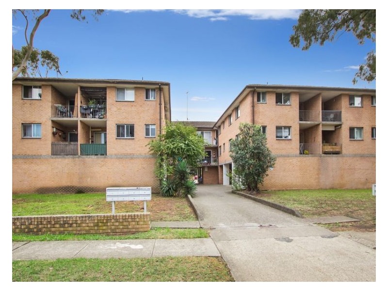 13/25 Cambridge Street, Merrylands NSW 2160