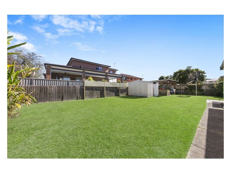 12 Windsor Road, Merrylands NSW 2160