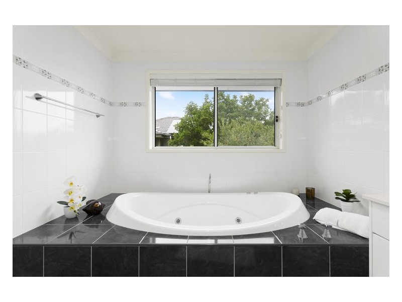 2 Samuel Way, Pemulwuy NSW 2145